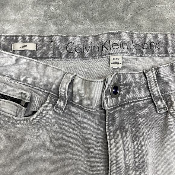 Calvin Klein Mens Jeans 30x32 Slim Fit Gray Stain Grunge Raw Hem - Picture 2 of 10